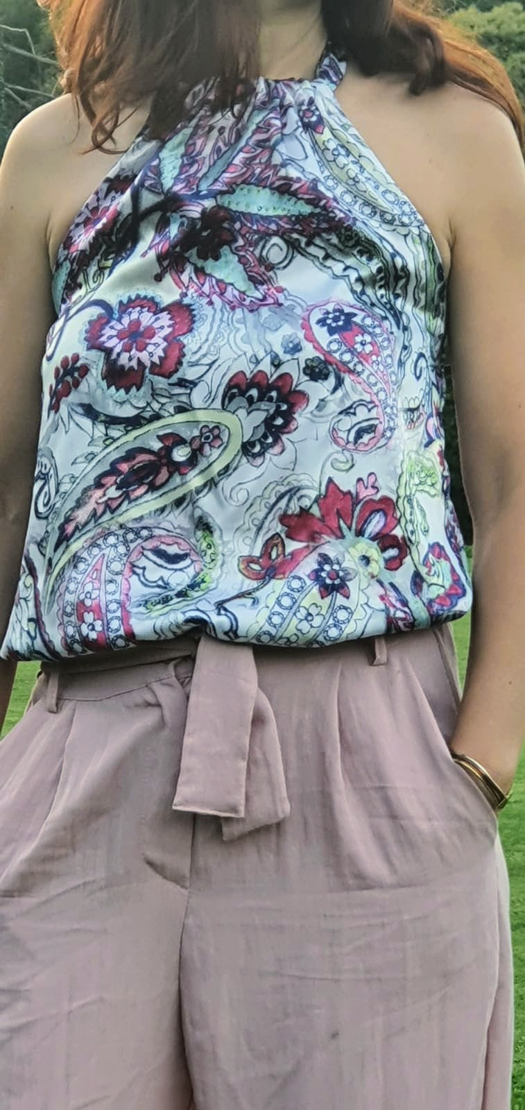 Top con scollo all'americana fantasia cachemire floreale