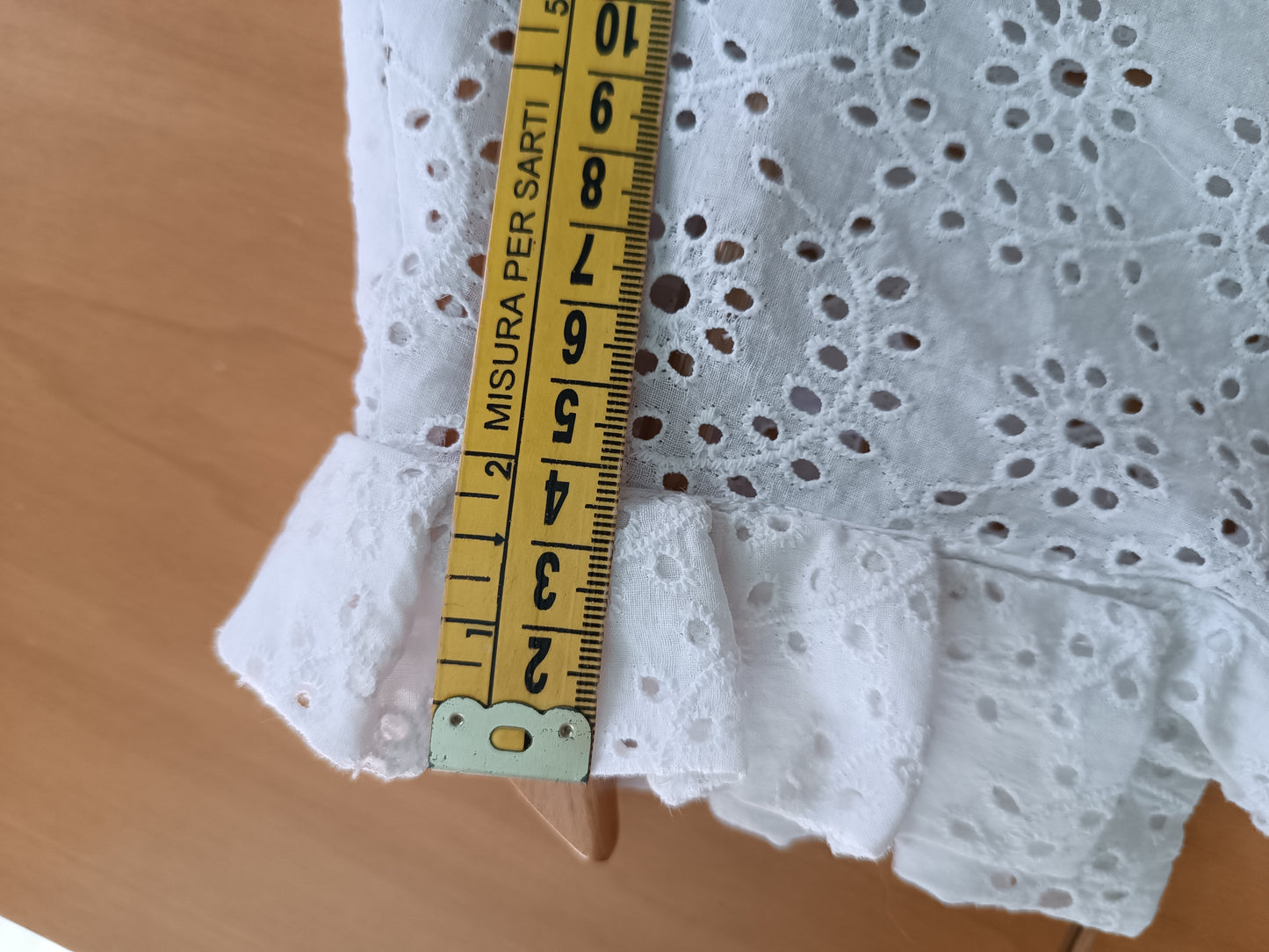 Blusa Goccia in sangallo bianco
