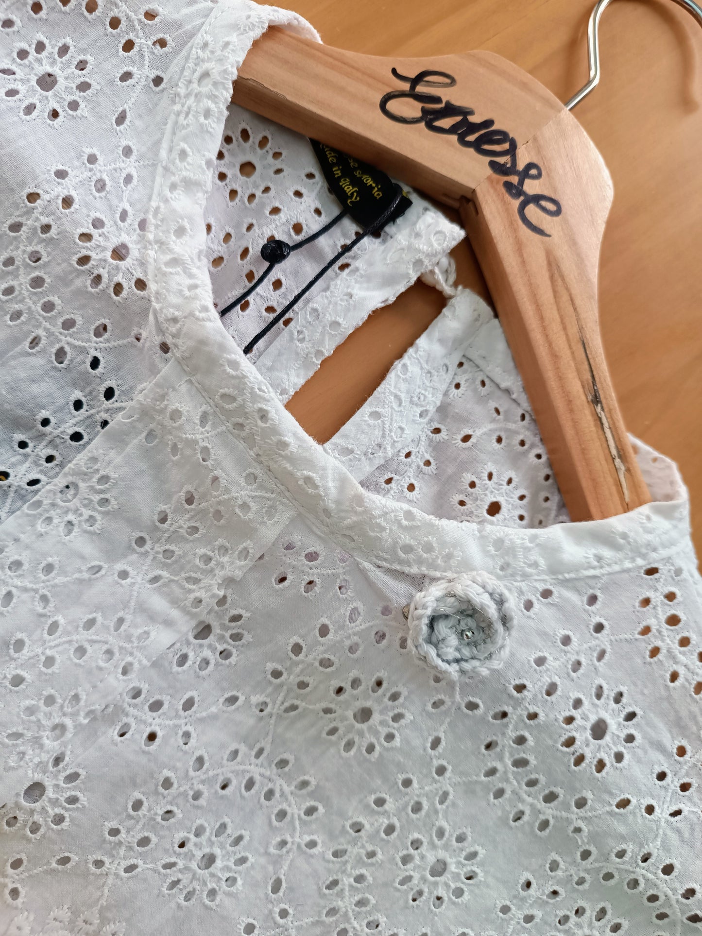 Blusa Goccia in sangallo bianco